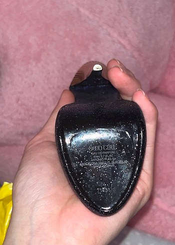 Carolina Herrera Good Girl  Parfüm 80 ml - Görsel 3