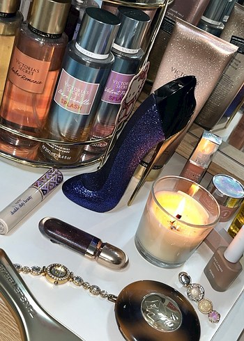 Carolina Herrera Good Girl  Parfüm 80 ml - Görsel 4