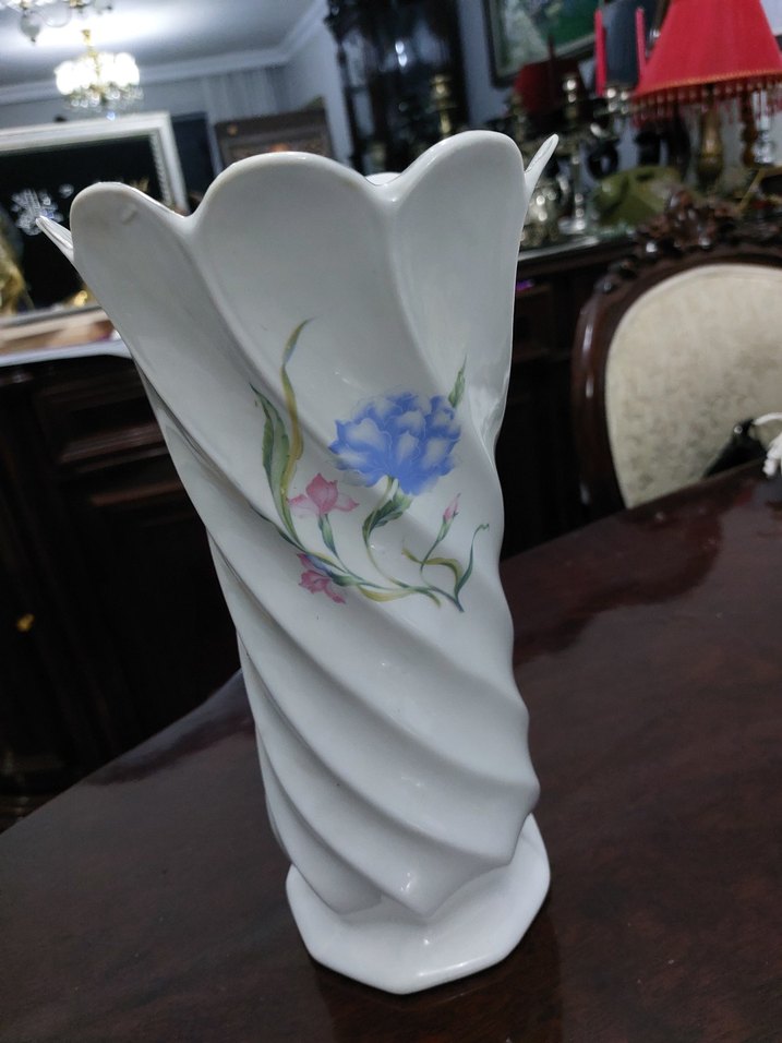 ANTIKA ROMANIA DAMGALI PORSELEN VAZO - Görsel 3