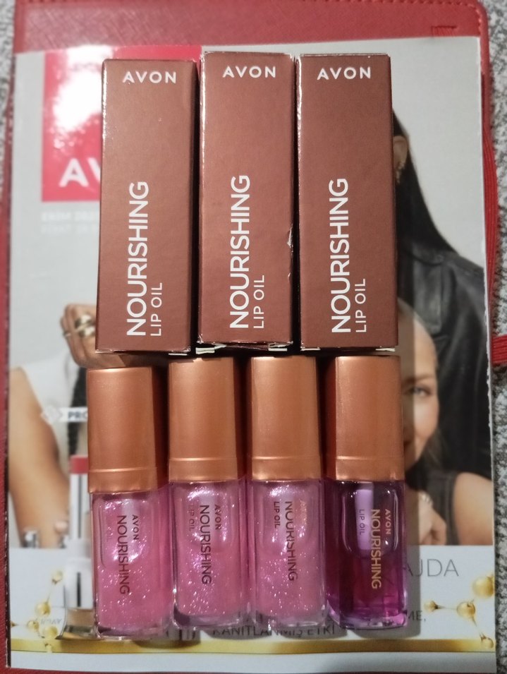 Avon Parlak Pembe Besleyici Dudak Yağı - Görsel 2