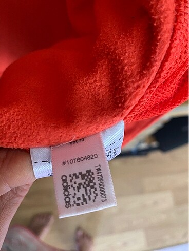 l Beden kırmızı Renk Orijinal Adidas sweatshirt