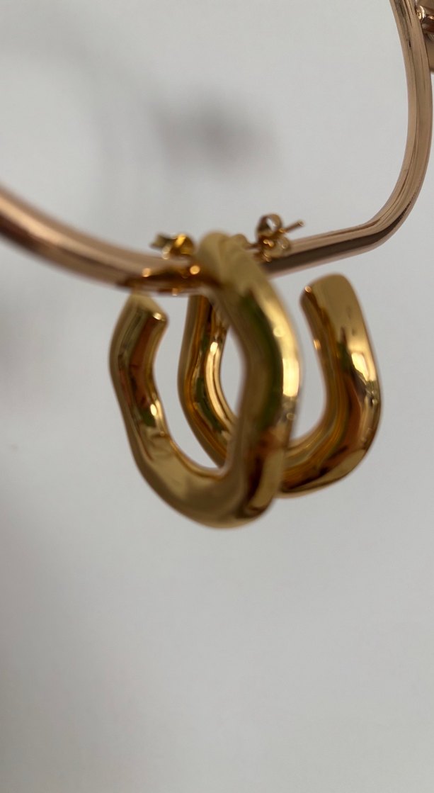 Gold Renk Kalın Halka Çelik Küpe - Görsel 3