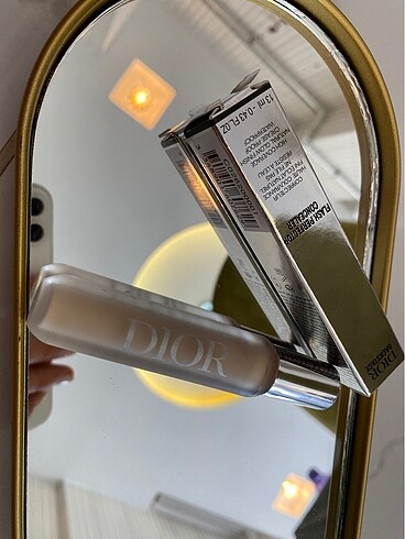 Dior Kapatıcı