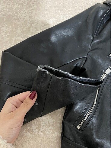 m Beden siyah Renk Stradivarius deri ceket