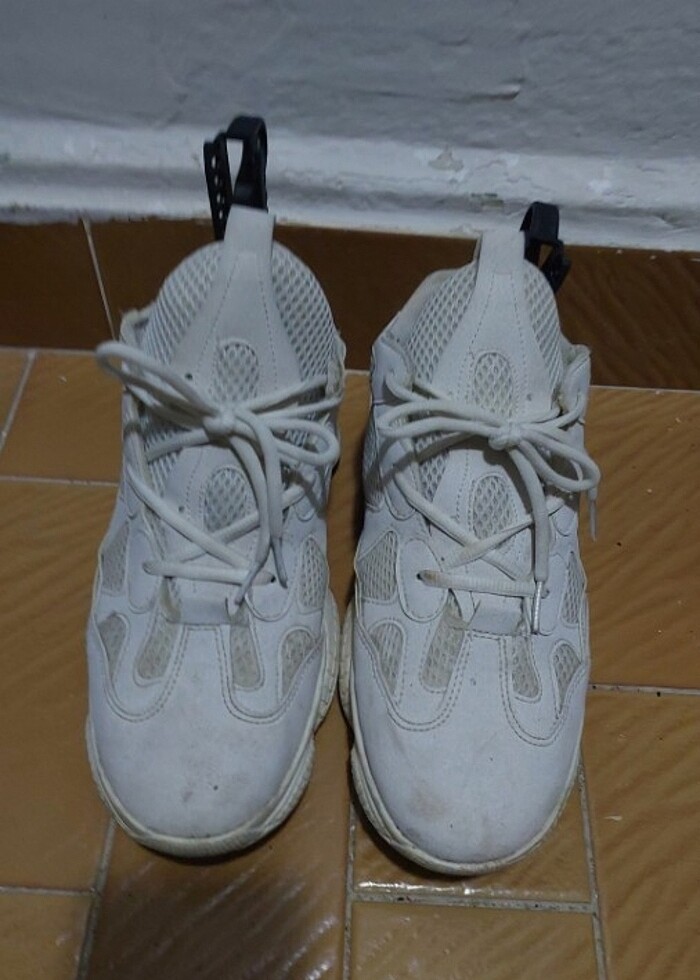 ERKEK SPOR AYAKKABI 40 NUMARA SADECE YIKANMASI GEREKİYOR  - Görsel 2