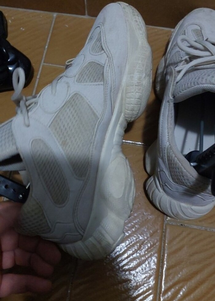 ERKEK SPOR AYAKKABI 40 NUMARA SADECE YIKANMASI GEREKİYOR  - Görsel 4