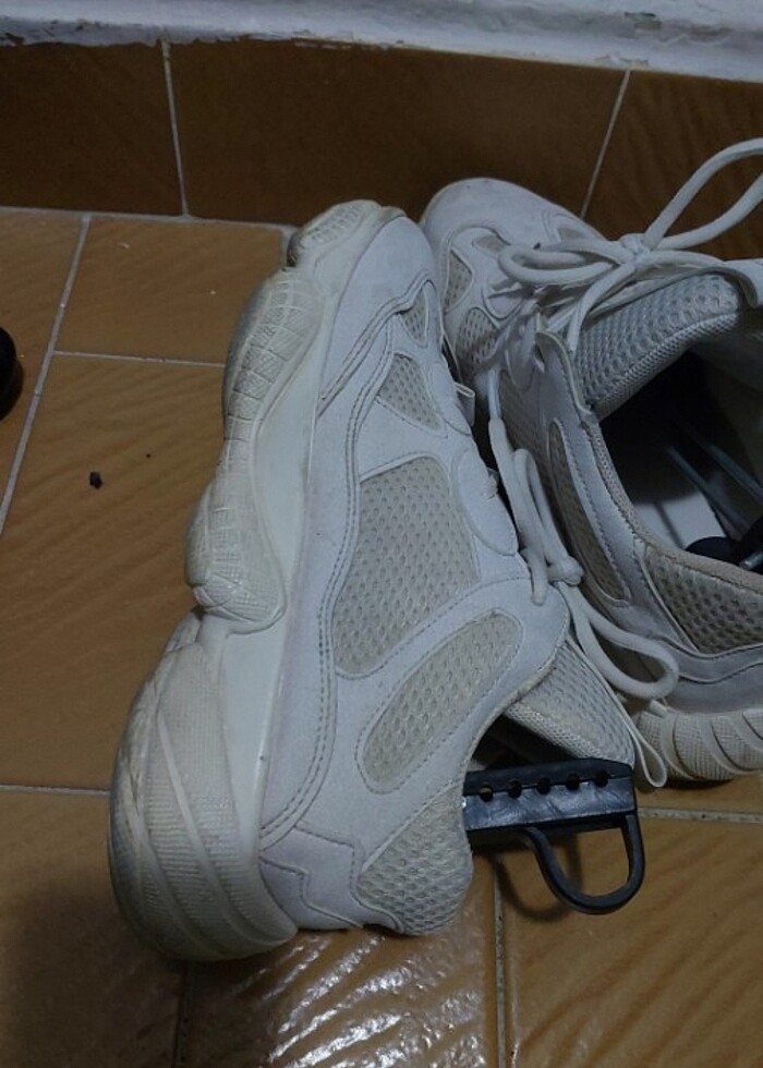 ERKEK SPOR AYAKKABI 40 NUMARA SADECE YIKANMASI GEREKİYOR  - Görsel 5