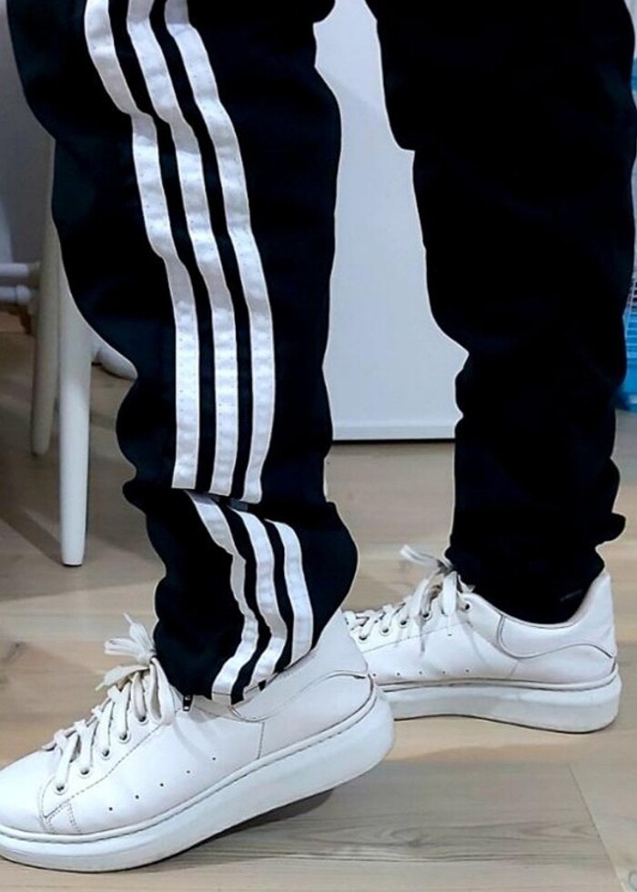 SPOR AYAKKABI 40 NUMARA YÜKSEK TABAN ÇOK RAHAT  - Görsel 2