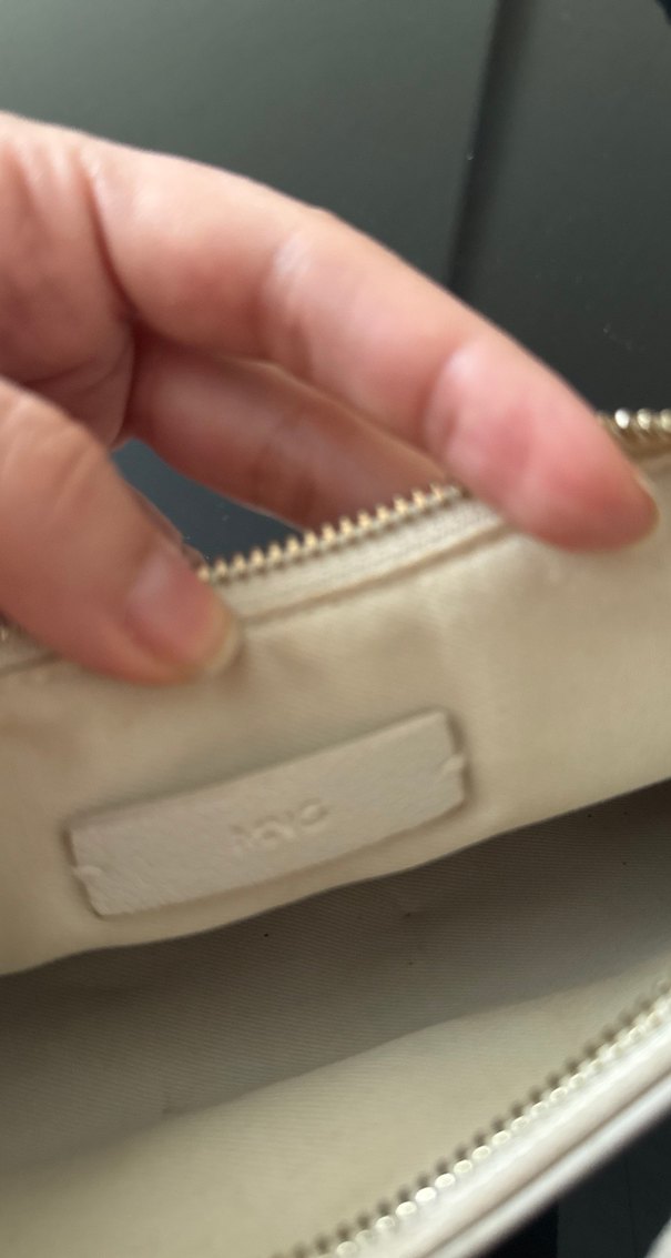 Beyaz Deri Zincir Detaylı Kadın Çanta - Görsel 3