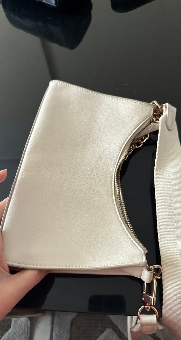 Beyaz Deri Zincir Detaylı Kadın Çanta - Görsel 2