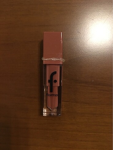 flormar kiss me more lip tattoo