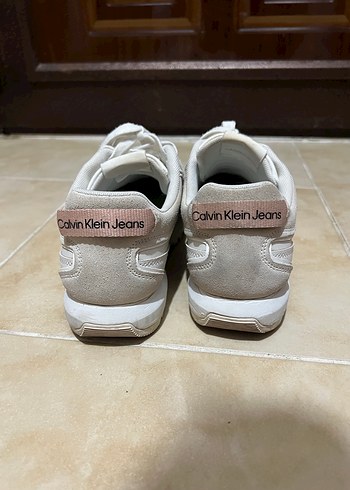 Calvin klein beyaz spor ayakkabı - Görsel 4
