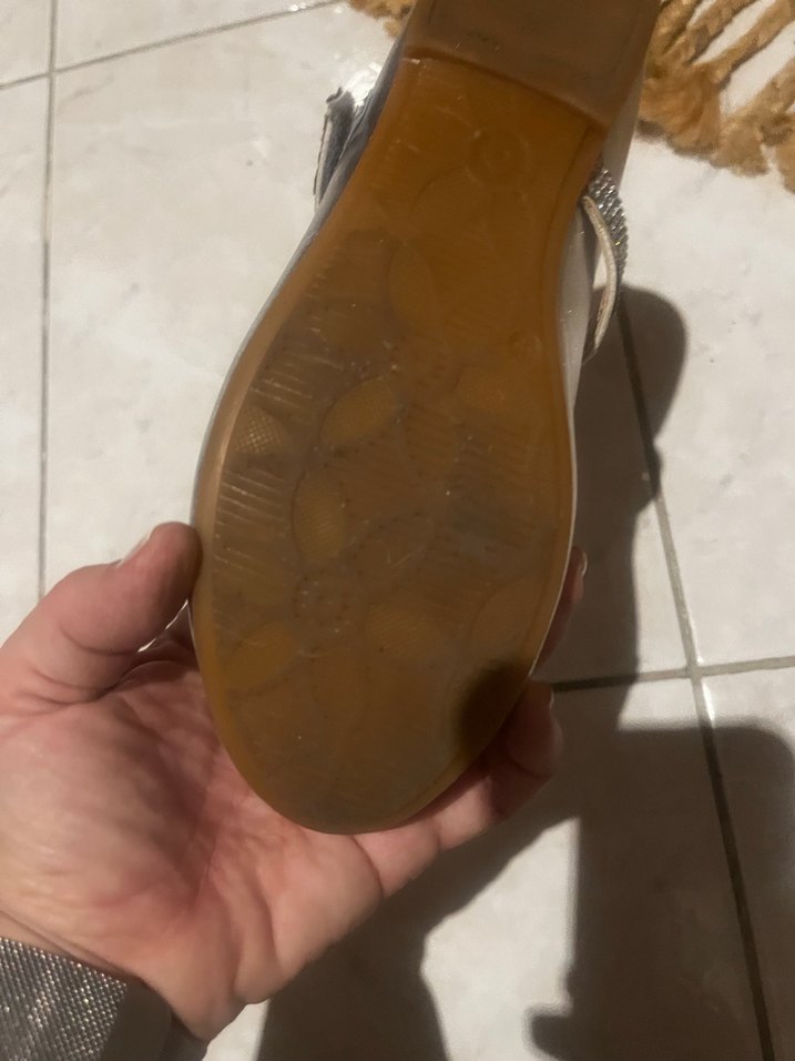 Kız Çocuk Gri Tokalı Babet Ayakkabı - Görsel 3