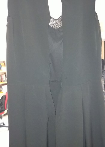 40 Beden Siyah Midi Strappy V Yaka Kemerli Elbise