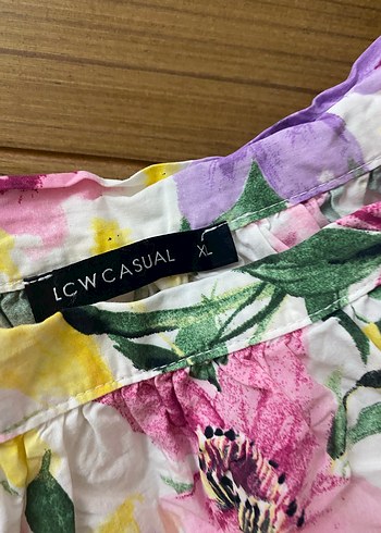 Çiçek Desenli Askılı Kız Bluz - Görsel 3