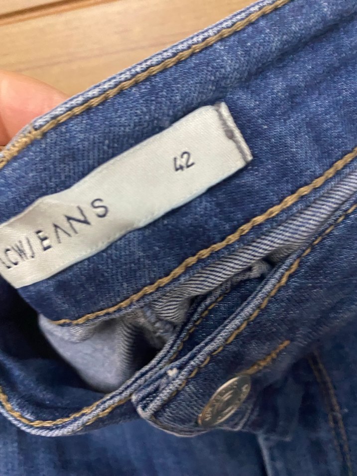 Kadın Mavi Bol Kesim Kısa Kot Şort - Görsel 3