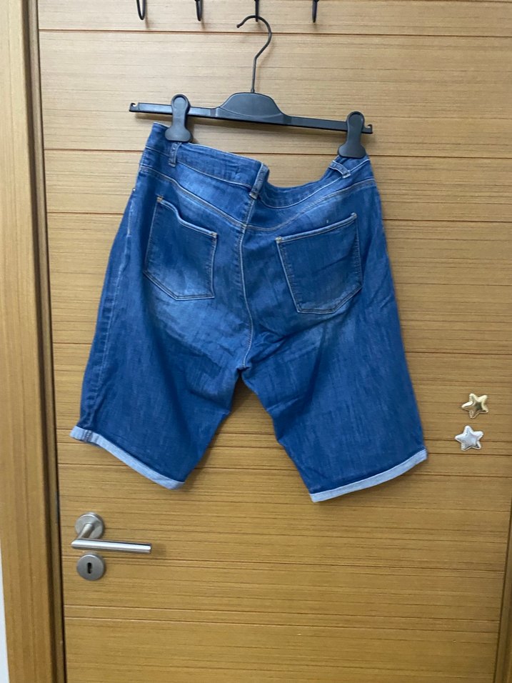 Kadın Mavi Bol Kesim Kısa Kot Şort - Görsel 2