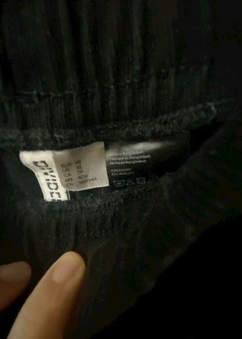 Siyah Mini Spor Şort - Görsel 4