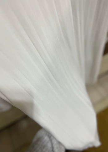 Beyaz pileli takım - Görsel 4