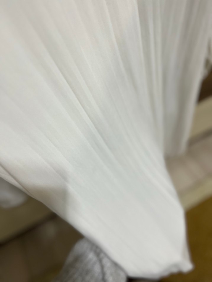 Beyaz pileli takım - Görsel 4