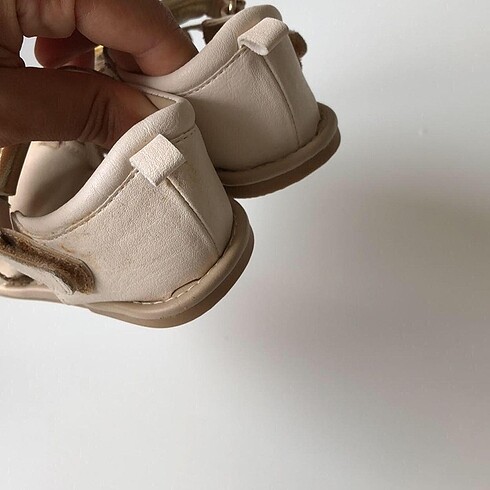 21 Beden H&M sandalet