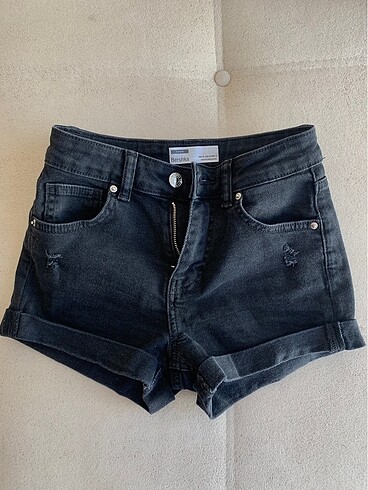 xs Beden siyah Renk Bershka siyah denim şort