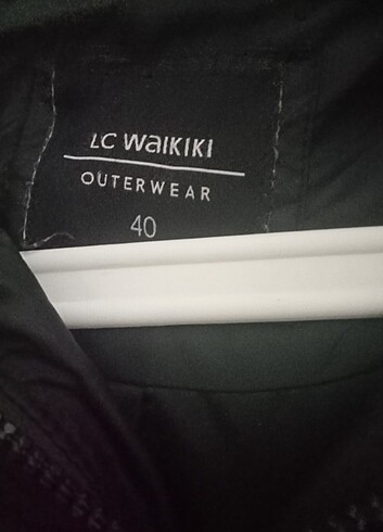 LC Waikiki Siyah uzun mont