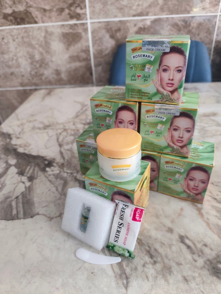 Rosemary Özü İçeren Kadın Cilt Bakım Kremi - Görsel 5