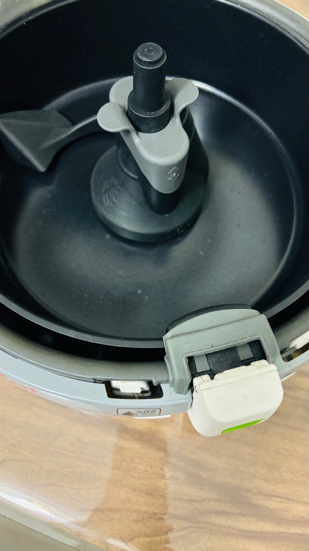 Beyaz ve Gri Elektrikli Fritöz - Görsel 4