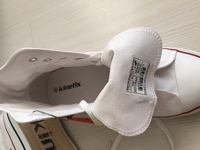 45 Beden Kinetix beyaz convers