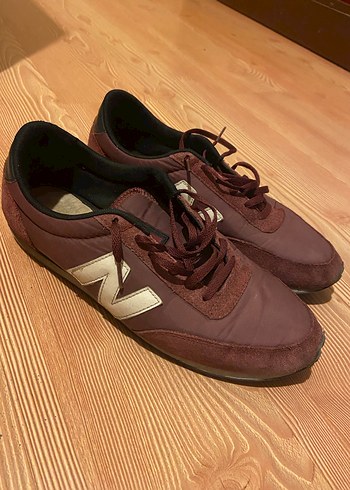 New Balance 42.5