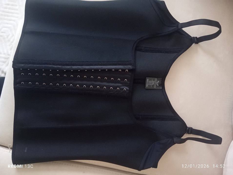 Siyah Göğüs Korse, Orta Boy, Sıkı Oturan - Görsel 2