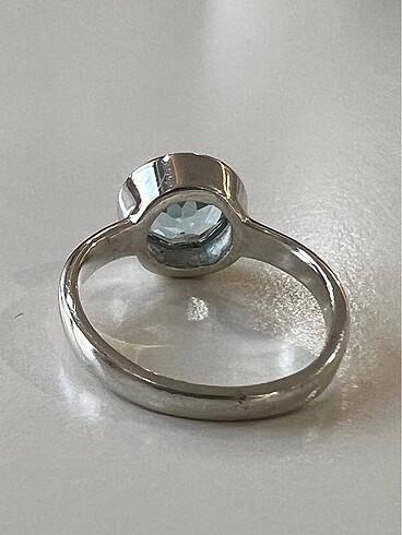 Beden Mavi topaz 925 k , doğal taş rhodium kaplama, ithal