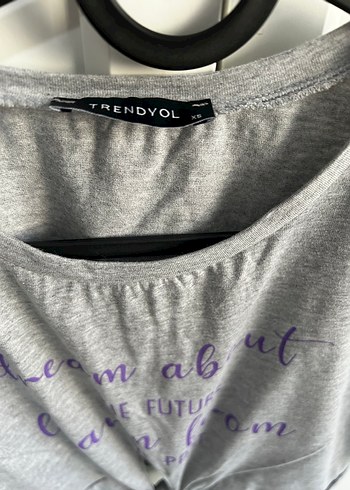 Gri Mini Tişört ve Şort Takımı - Görsel 3