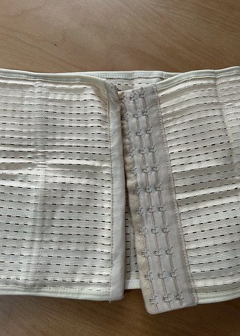 Nakışlı Beyaz Emzirme Korsesi - Görsel 2