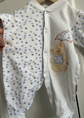 Nakışlı Beyaz Pamuk Bebek Hastane Kıyafeti - Görsel 5