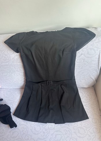 Kısa Kollu Siyah Kemerli Mini elbise