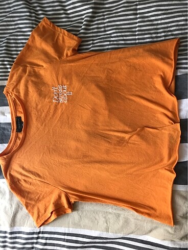 S/M bedene uygun Turuncu t shirt
