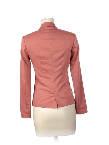 s Beden Bershka Blazer %70 İndirimli.