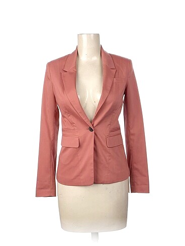 Bershka Blazer %70 İndirimli.