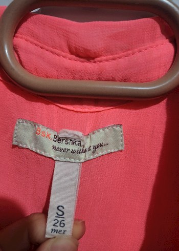 s Beden Düğmeli Pembe Kolsuz Gömlek
