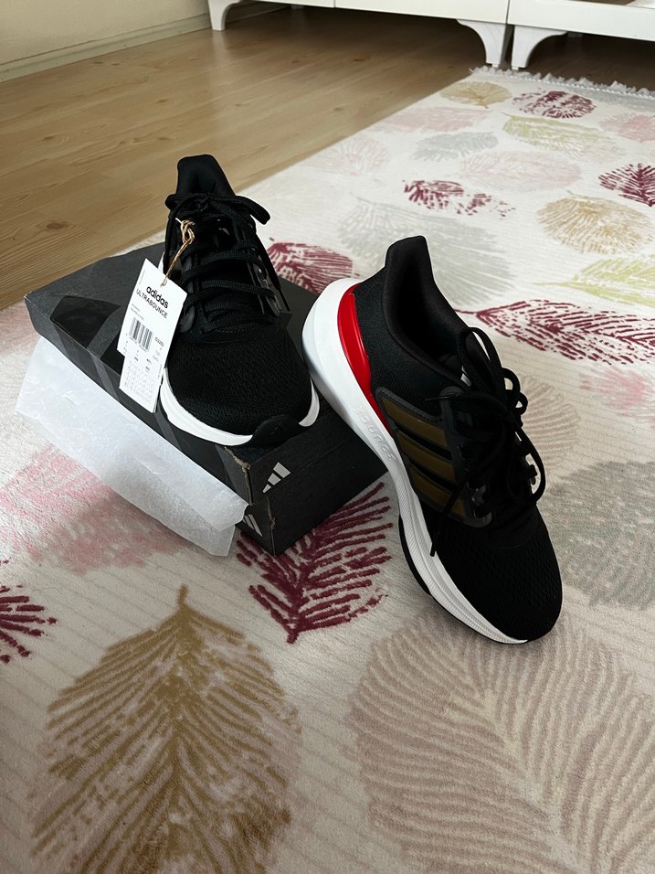 Adidas koşu ayakkabısı - Görsel 5