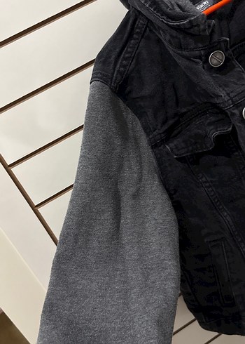 9 Yaş Beden Erkek Çocuk Gri Denim Ceket Kapüşonlu