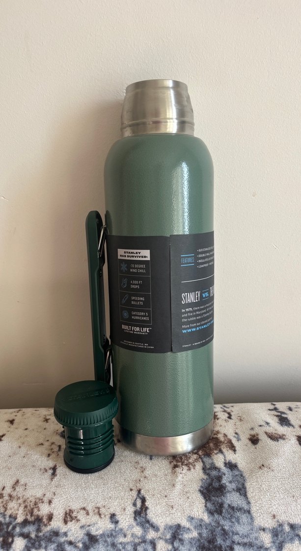 Stanley Paslanmaz Çelik Termos 1.3L Yeşil - Görsel 2