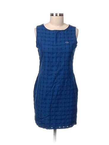 Lacoste Kısa Elbise %70 İndirimli.