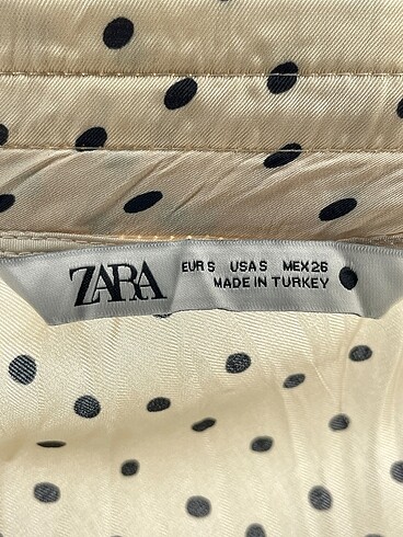 s Beden çeşitli Renk Zara Midi Etek %70 İndirimli.