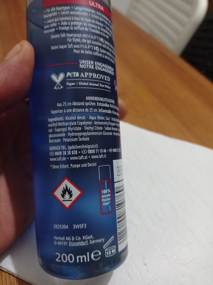 Schwarzkopf Taft Ultra Sert Tutuşlu Saç Spreyi - Görsel 3