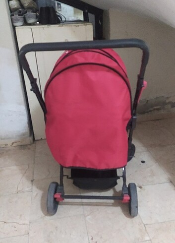 15-36 kg Beden kırmızı Renk Bebek Arabası 