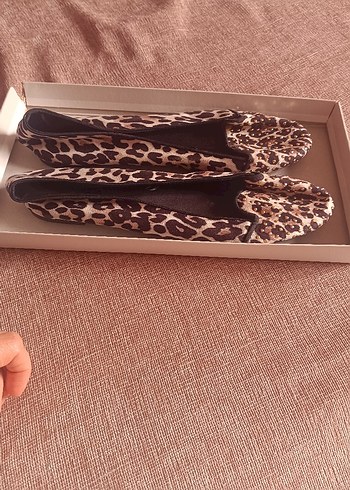 Kahverengi Leopar Desenli Kadın Babet - Görsel 2