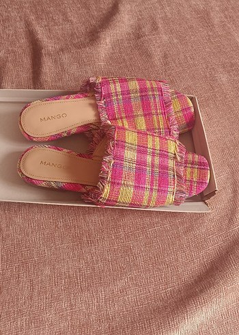 Renkli Pileli Blok Topuklu Kadın Terlik - Görsel 2